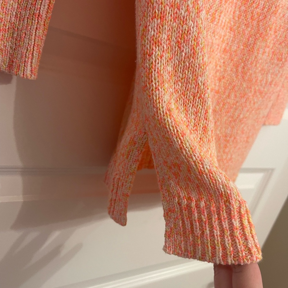 GAP Women's Coral Knit Sweater - Picture 2 of 4
